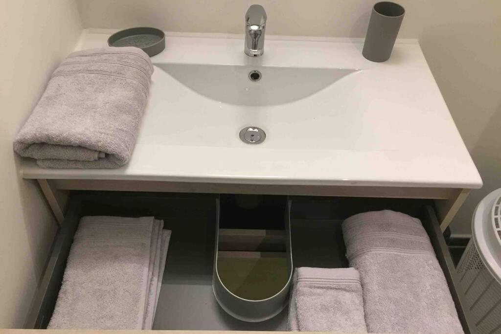 Appartement Duplex Pour 3-4 Personnes A סינה מראה חיצוני תמונה