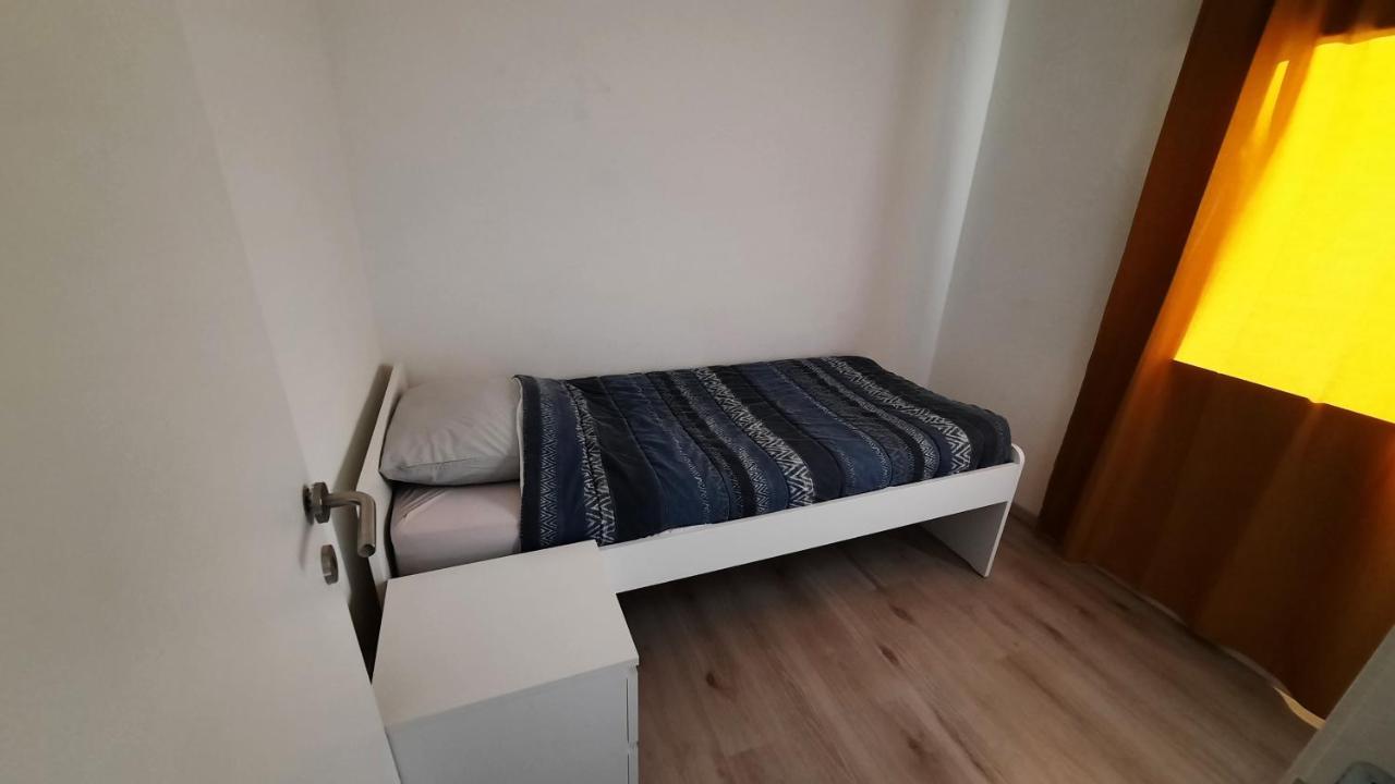 Appartement Duplex Pour 3-4 Personnes A סינה מראה חיצוני תמונה