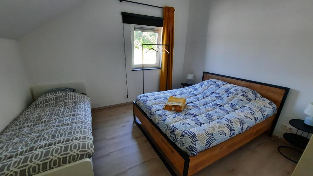 Appartement Duplex Pour 3-4 Personnes A סינה מראה חיצוני תמונה